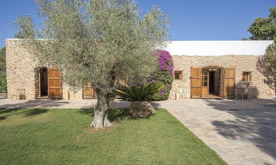 La Finca Agroturismo Can Bet Santa Eularia des Riu Exterior photo